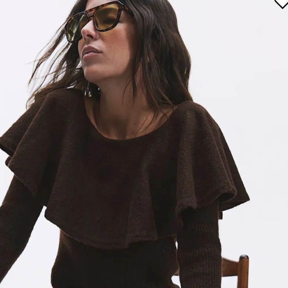 H&M wool blend FLOUNCE OFF THE SHOULDER SWEATER brown medium